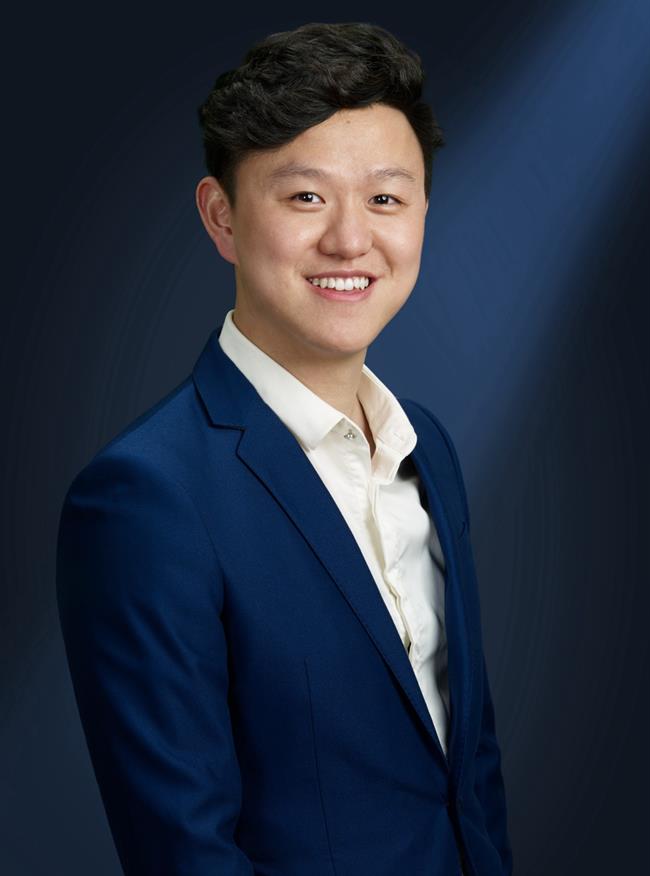 王鹏.jpg 王鹏.jpg