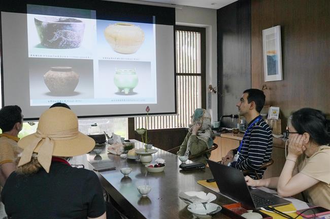 青瓷讲座.jpg