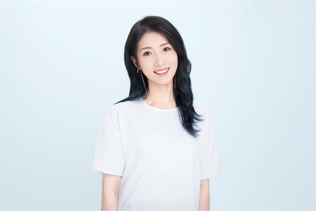 何亚丹.jpg 何亚丹.jpg