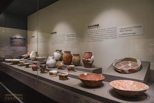 参加中国国家博物馆“浙江上山文物考古特展”.jpg 参加中国国家博物馆“浙江上山文物考古特展”.jpg